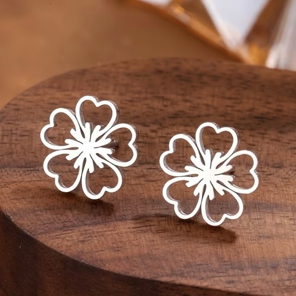 Jewelry - Stainless Steel Clover Stud Earrings